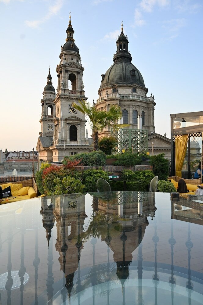 Фото Aria Hotel Budapest by Library Hotel Collection