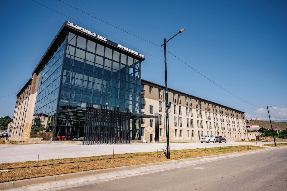 Фото отеля 2