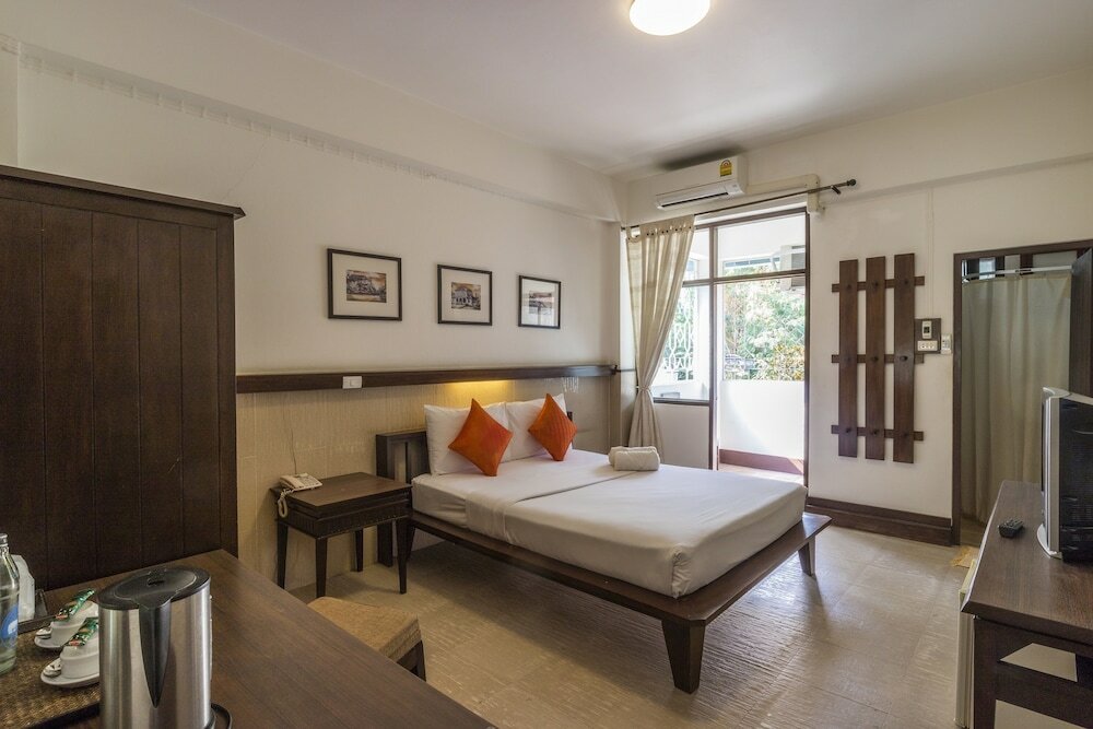 Фото Sakulchai Place Hotel