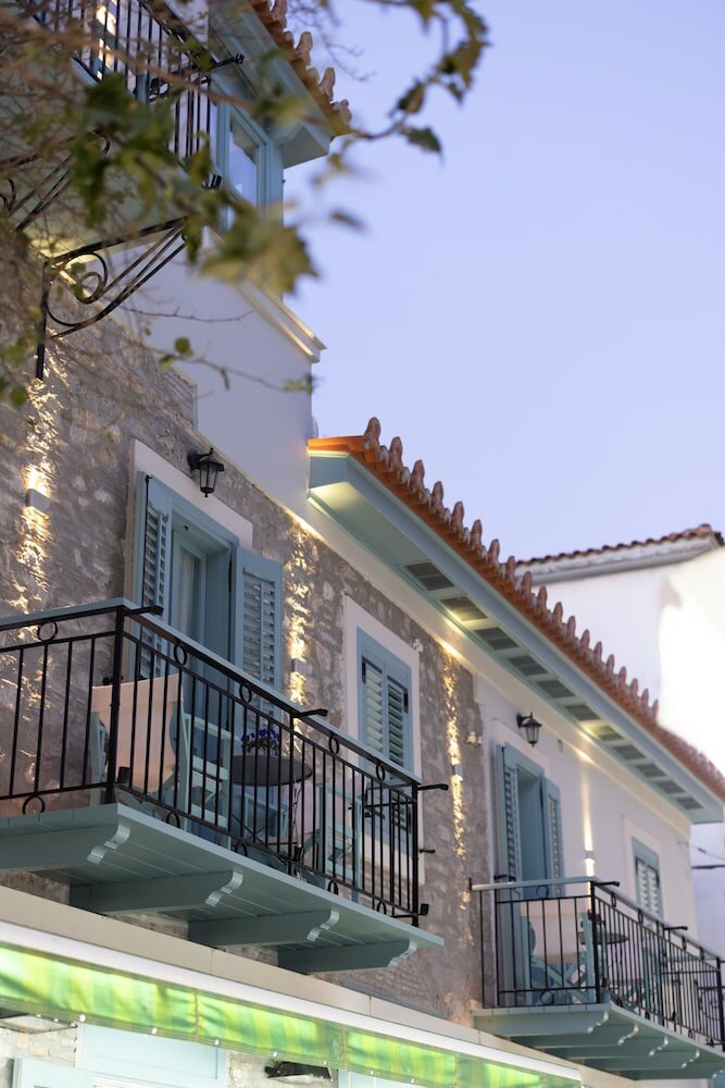 Фото 999 Luxury Hotel