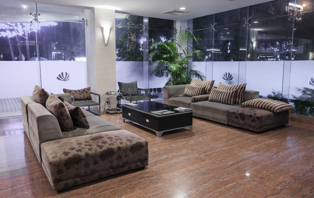 Фото Long Beach Hotel