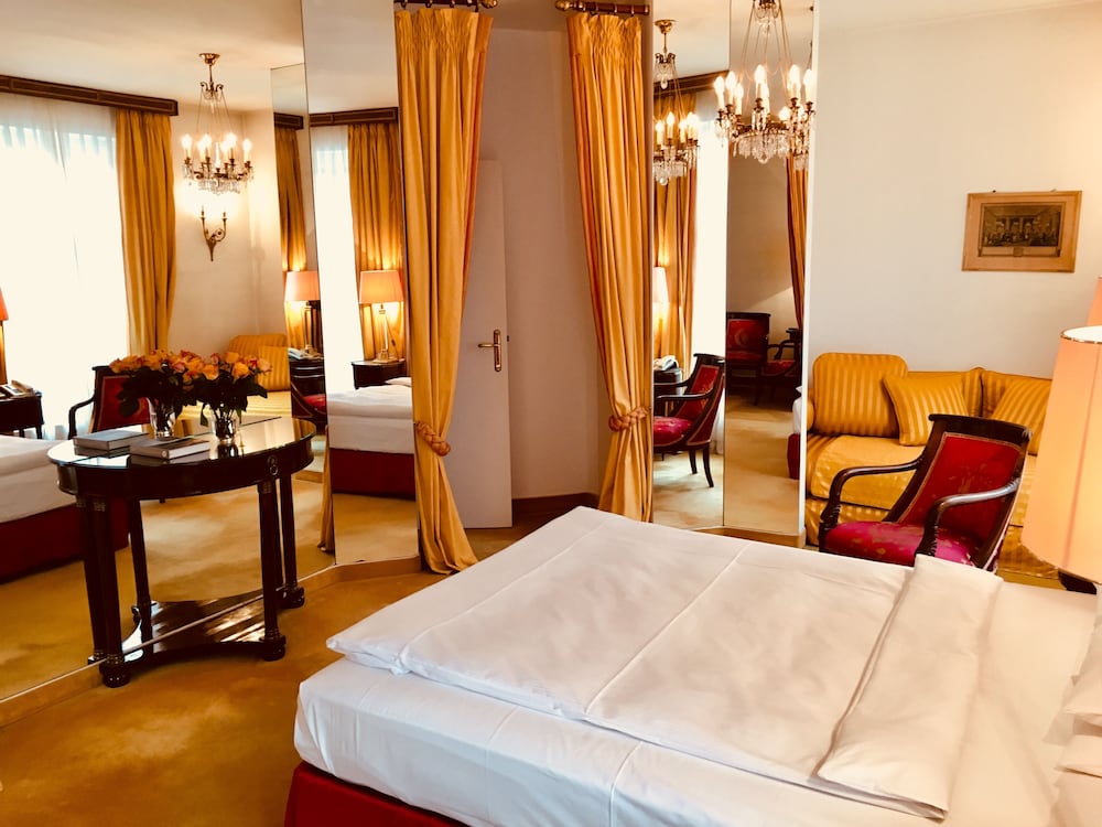 Фото Hotel Opera