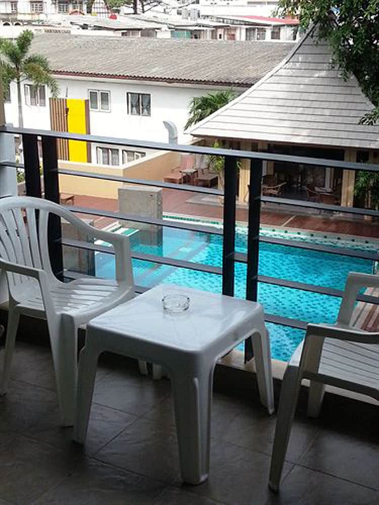 Фото August Suites