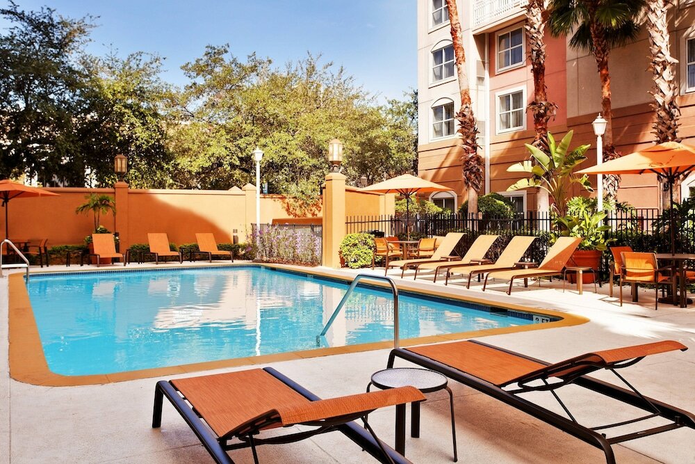 Фото Courtyard by Marriott Tampa Downtown