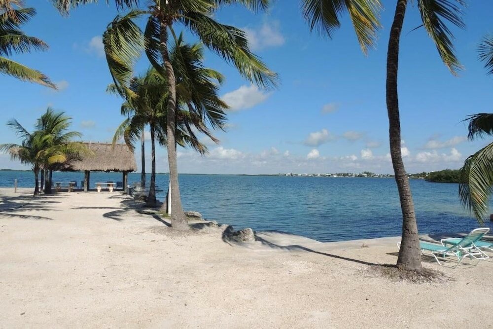 Фото Rock Reef Resort