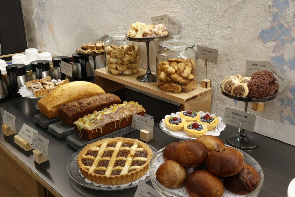 Фото Habitat Luxury Suites Accommodation