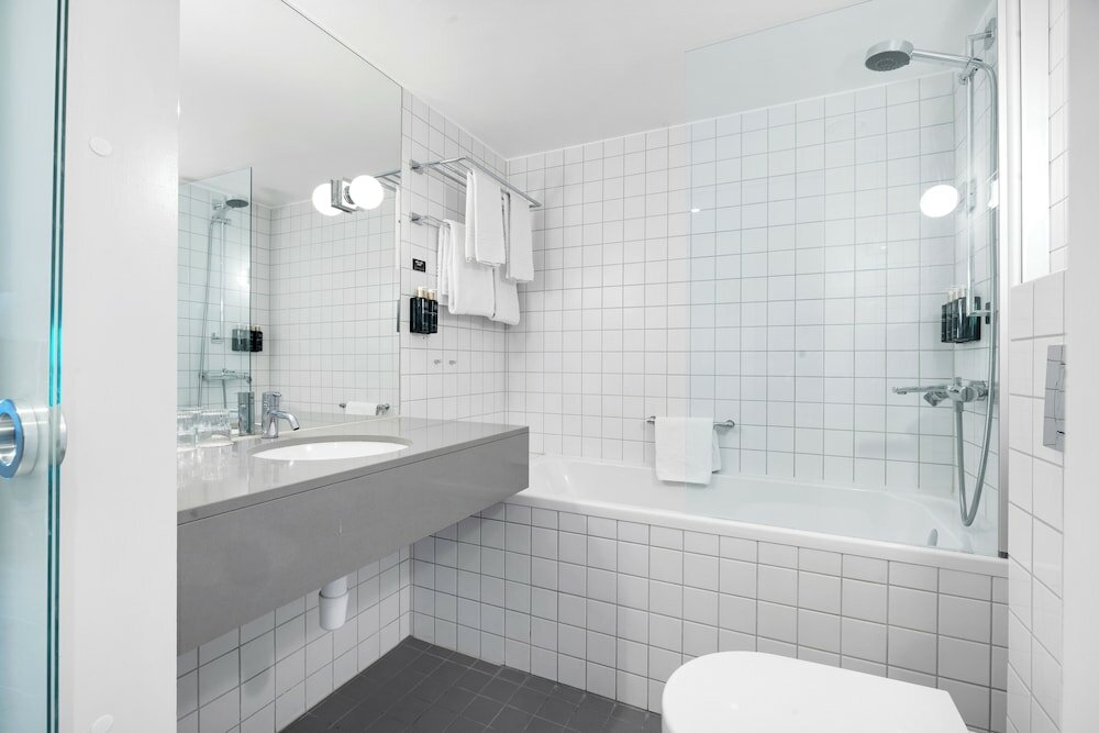 Фото Clarion Hotel Tyholmen Arendal