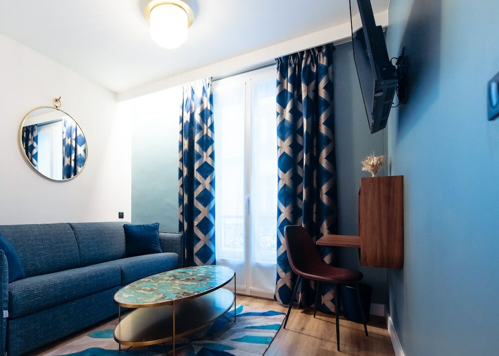 Фото Bleu de Grenelle