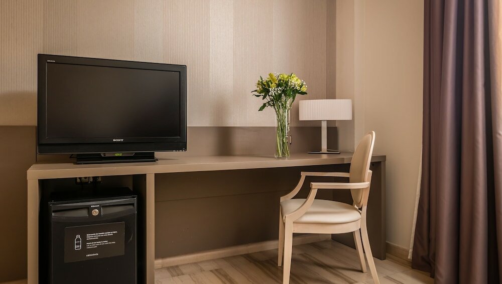 Фото Hotel Sb Ciutat Tarragona