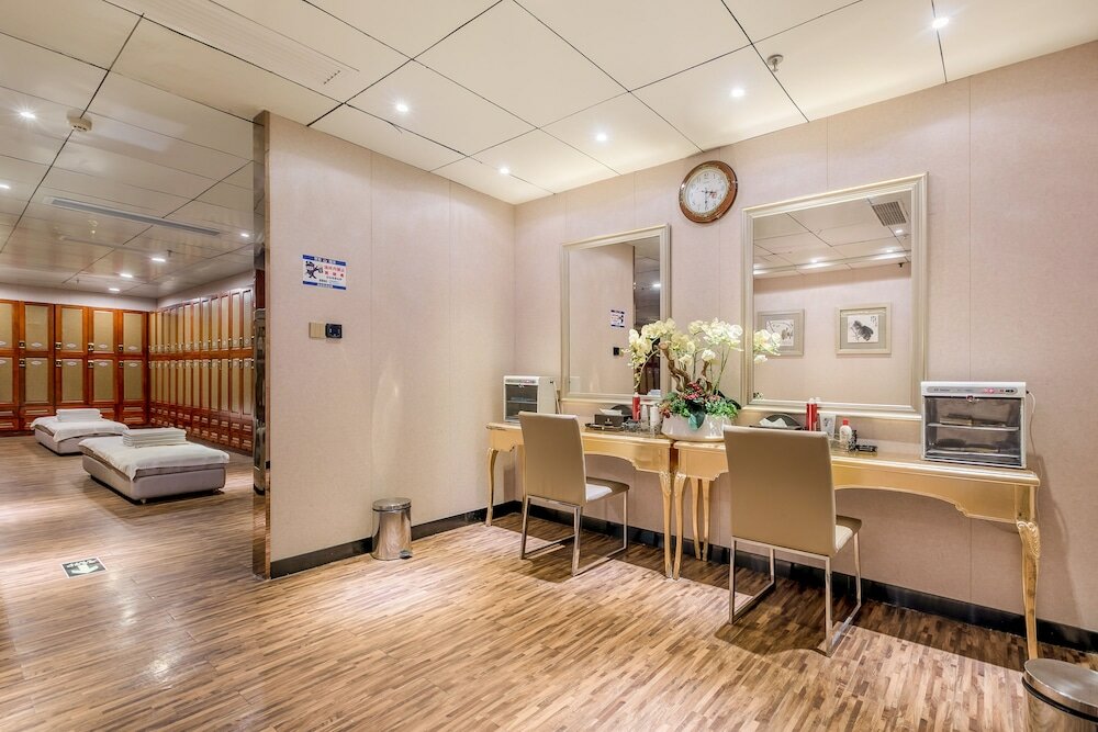 Фото Alice • Shuishanfang Honorableincomparadble Hotel