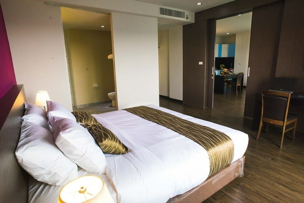 Фото Coco View Hotel