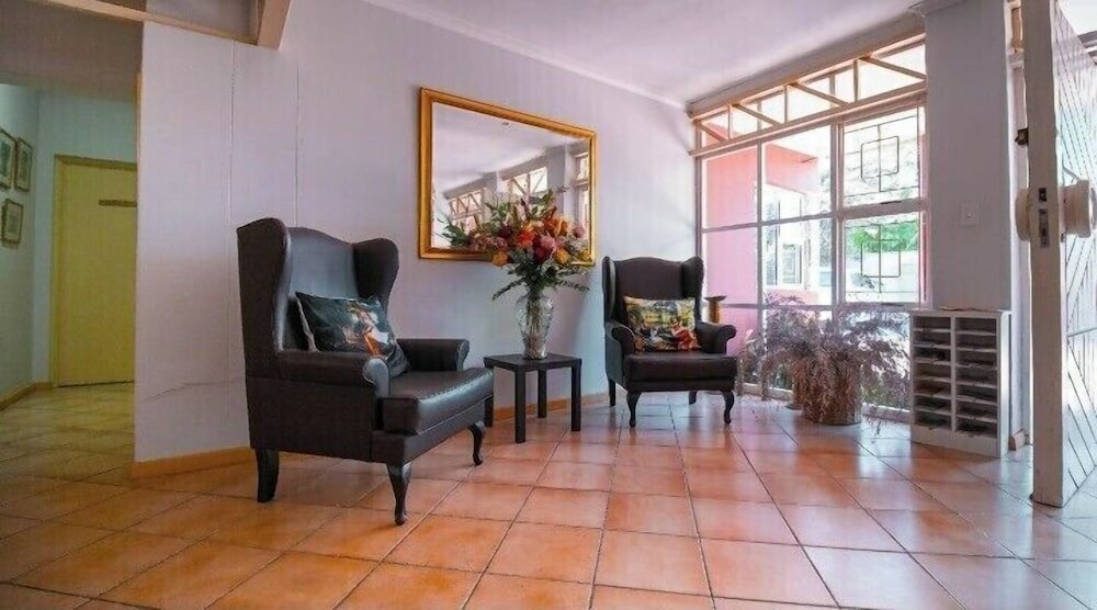 Фото Broadway Guesthouse