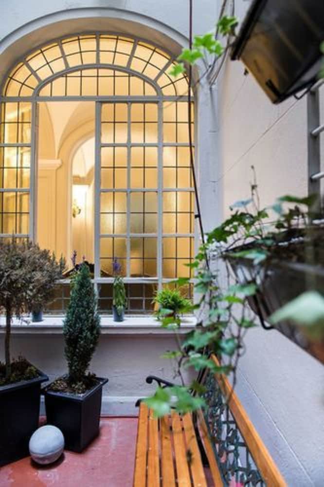 Фото Patios de Recoleta