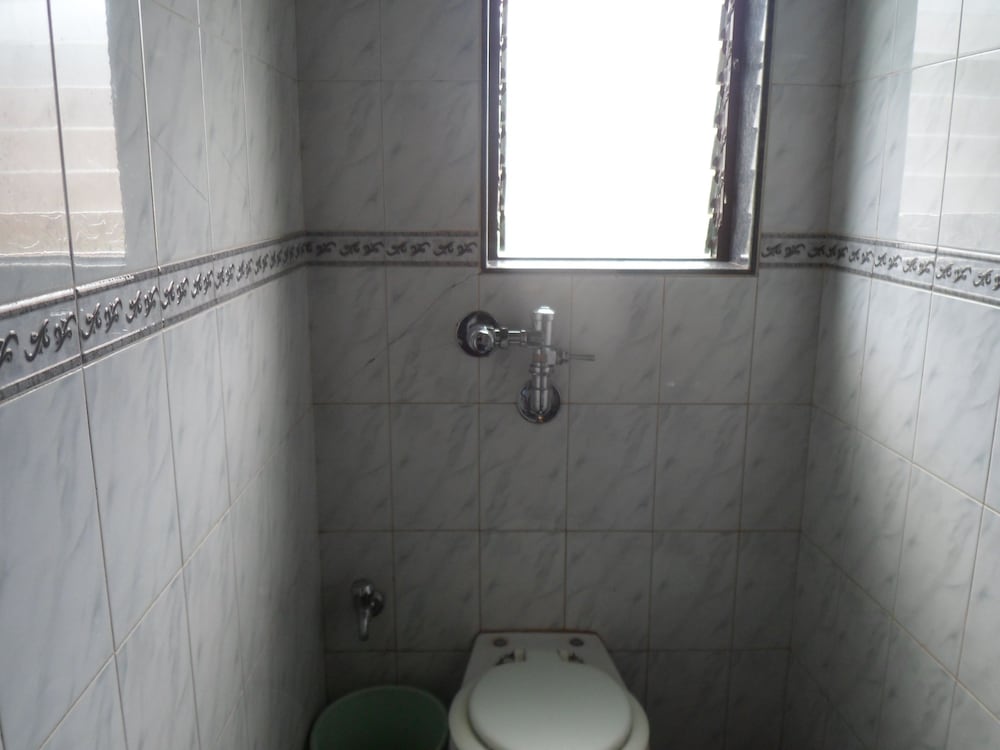 Фото Samruddhi and Shree Inn Lodge