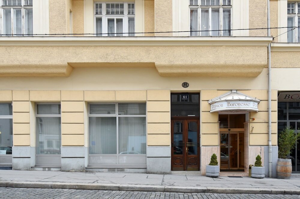 Фото Hotel Pension Baronesse