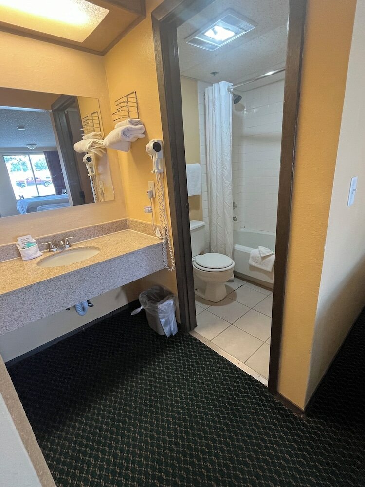 Фото National 9 Price