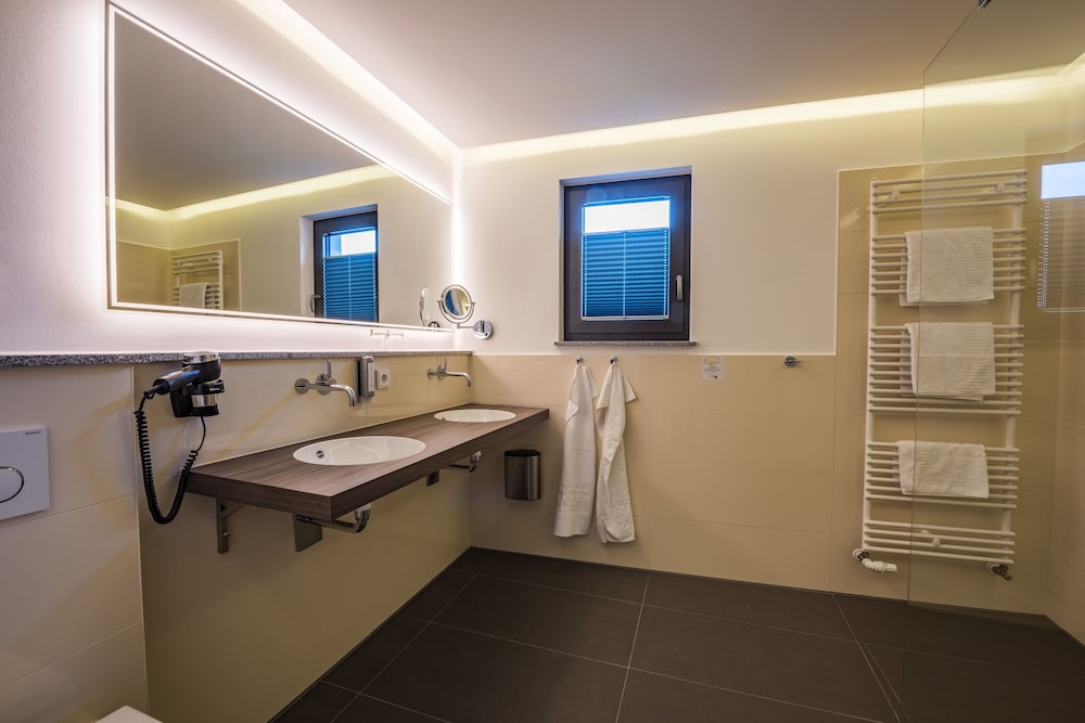 Фото Akzent Hotel Villa Saxer