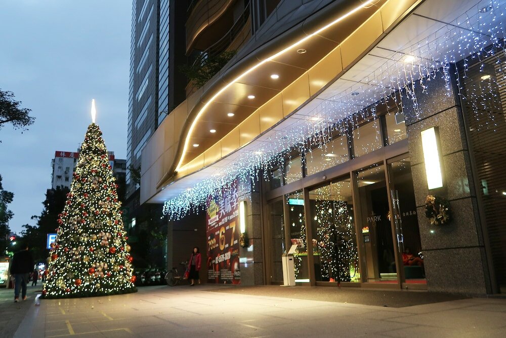 Фото Park Taipei Hotel
