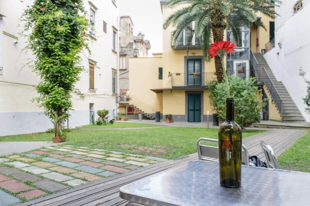 Фото La Controra Hostel