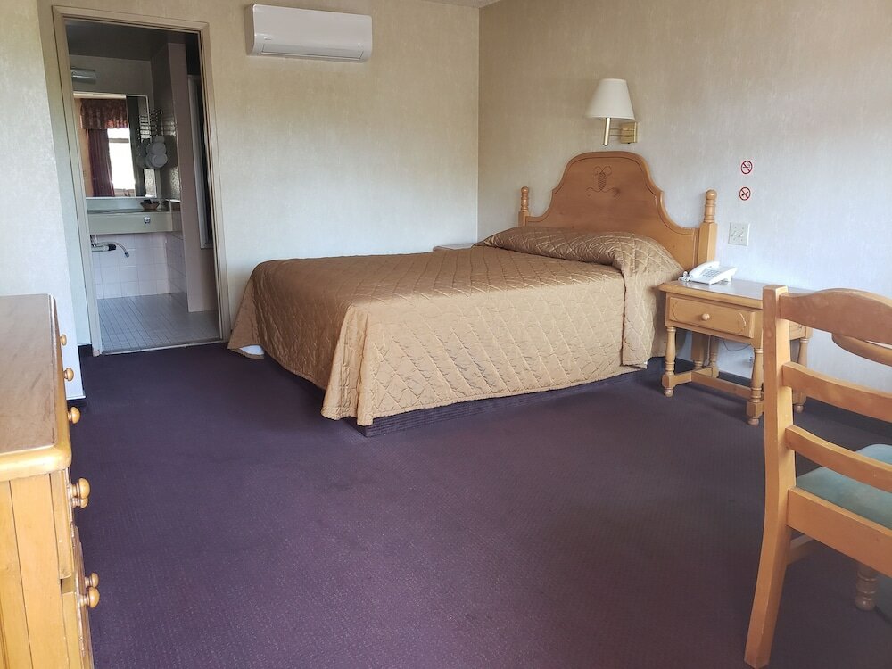 Фото Hotel La Villa de Zaragoza