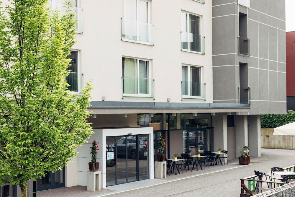 Фото Harry’s Home Hotel & Apartments