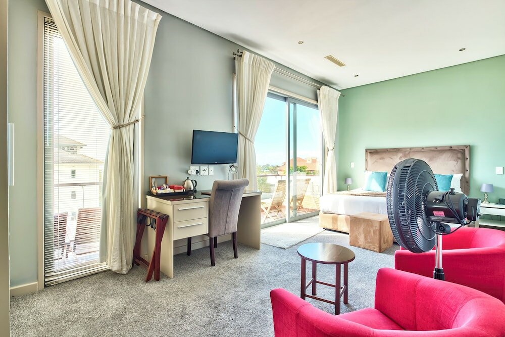 Фото The One 8 Hotel