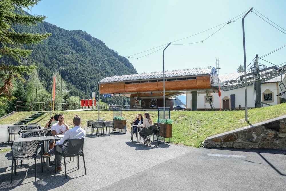 Фото Ushuaia Mountain Hotel