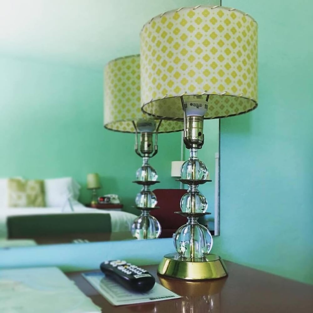 Фото Holiday Music Motel