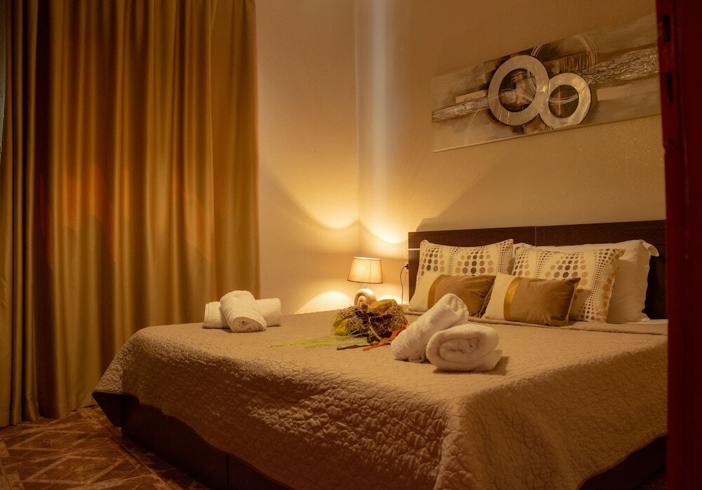 Фото MarGio Skiathos Apartments