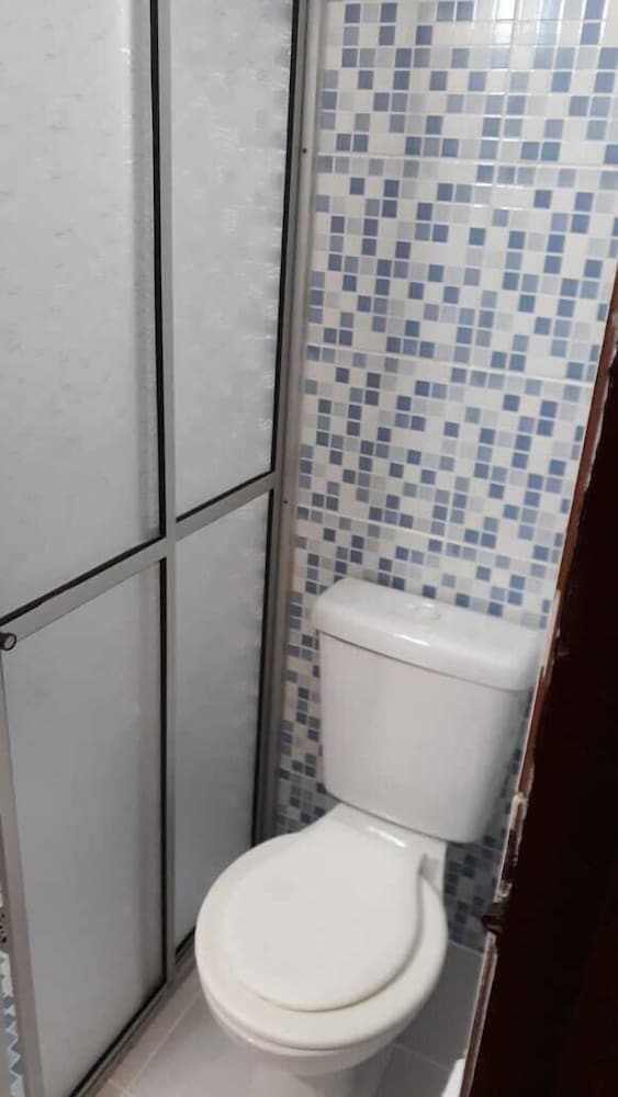 Фото Hostal Residencial Leones de Castilla