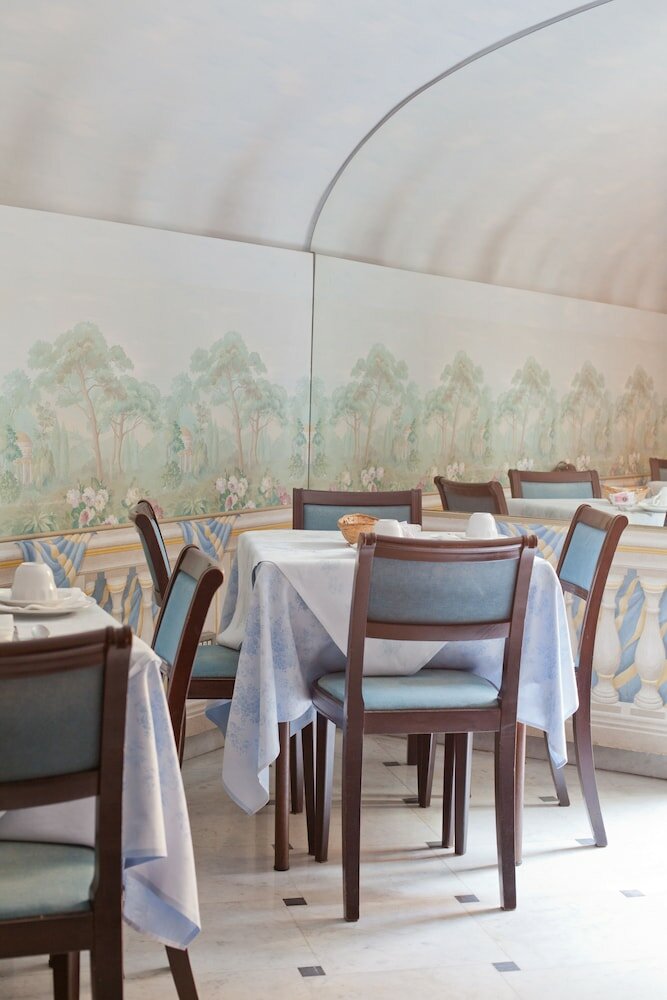 Фото Classic Hotel