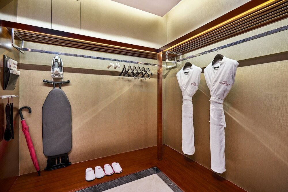 Фото Crowne Plaza Tianjin Jinnan, an Ihg Hotel