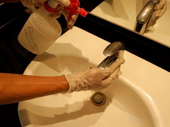 Фото Grand Cakra Hotel