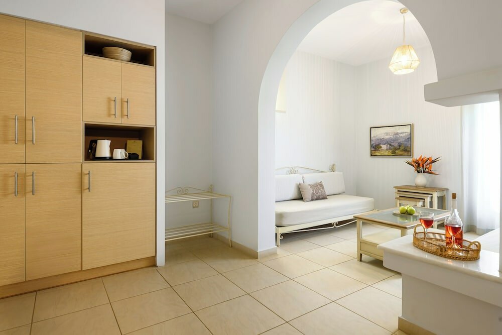 Фото Finikas Hotel