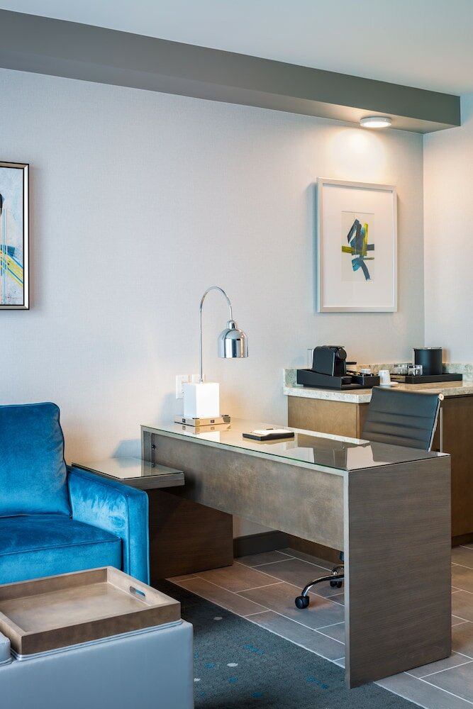 Фото Best Western Premier Hotel at Fisher's Landing