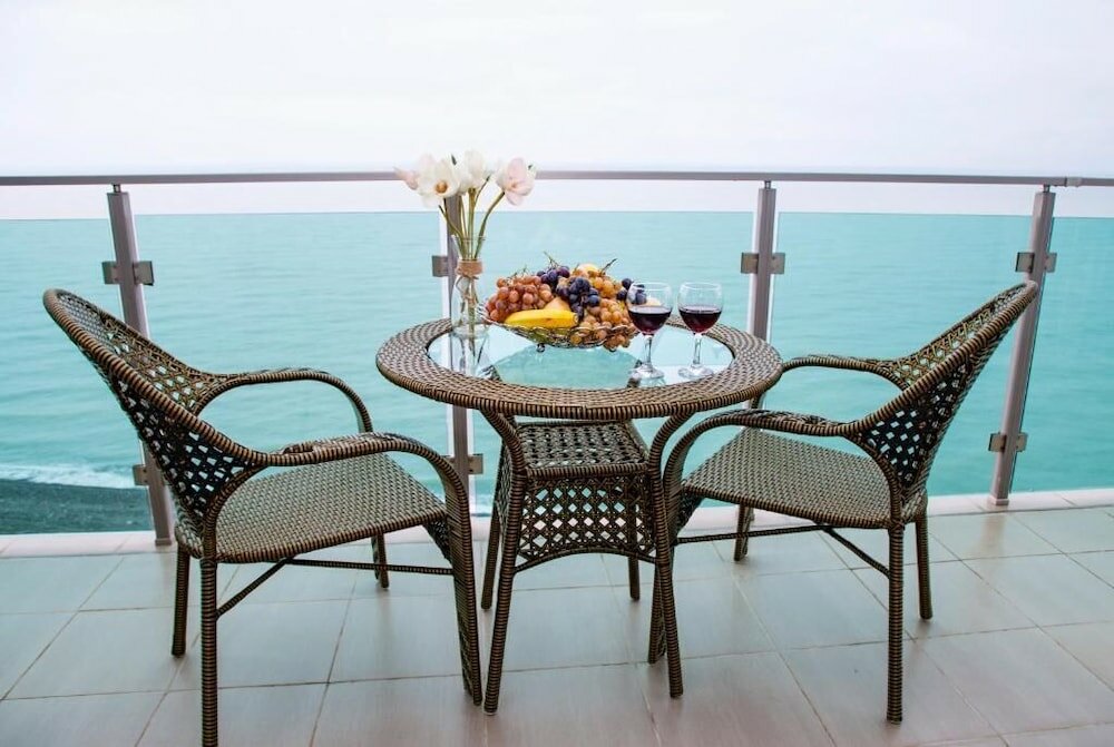 Фото Aqua Hotel & Apartments Batumi