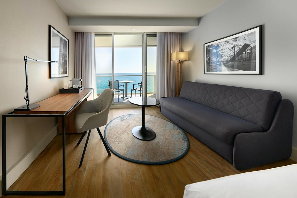 Фото Radisson Blu Hotel Nice