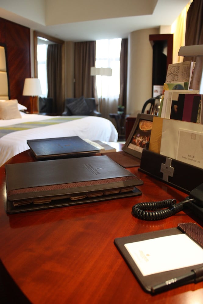 Фото Songjiang New Century Grand Hotel Shanghai