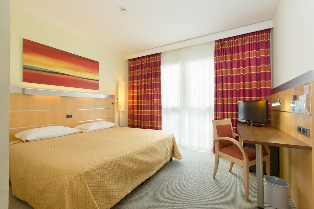 Фото Unaway Hotel Cesena Nord