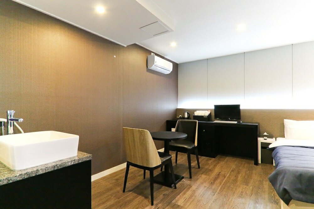 Фото Louis Hotel