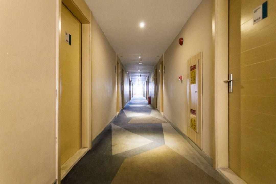 Фото City Comfort Inn Foshan Jiaokou Bus