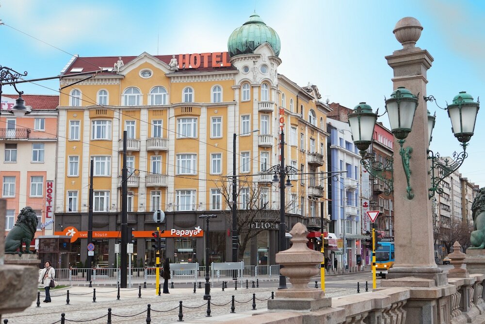 Фото Hotel Lion Sofia