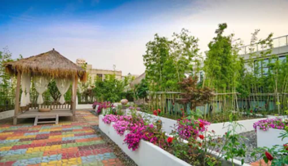 Фото Moonlo Hotel