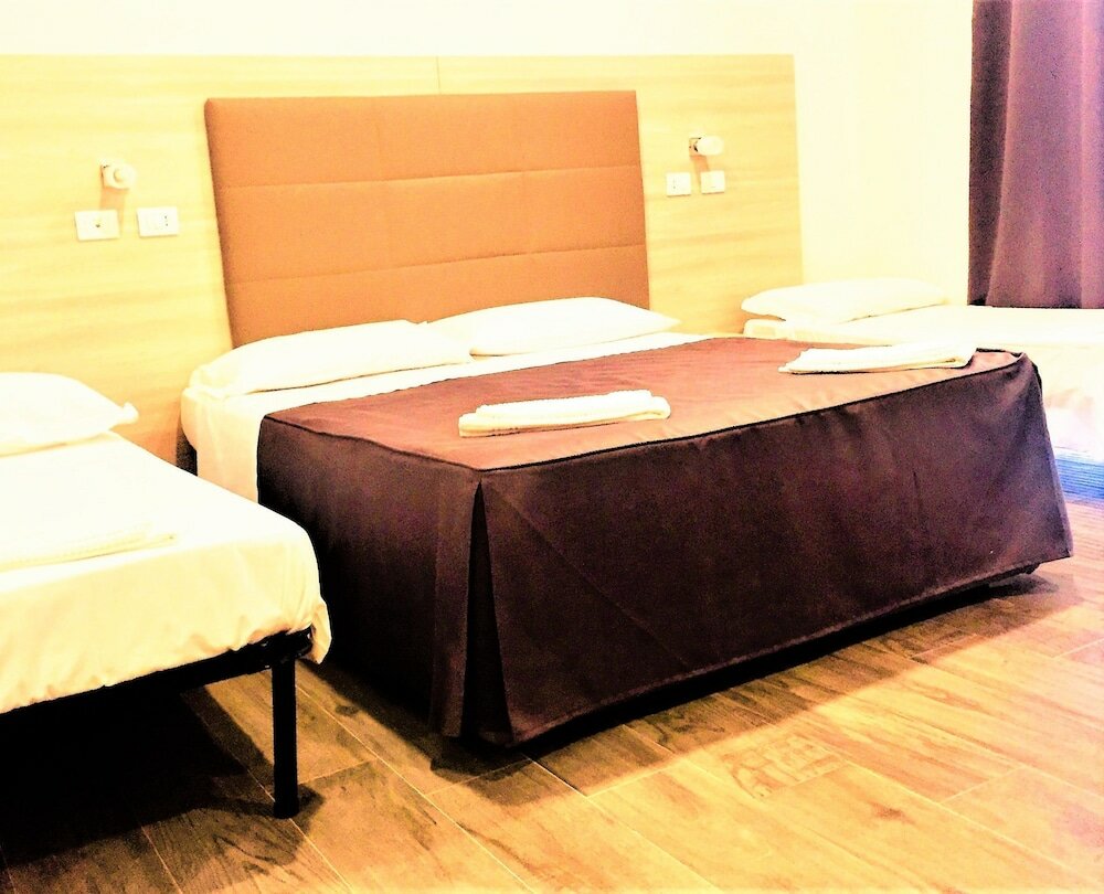 Фото Academy Hotel Fiumicino