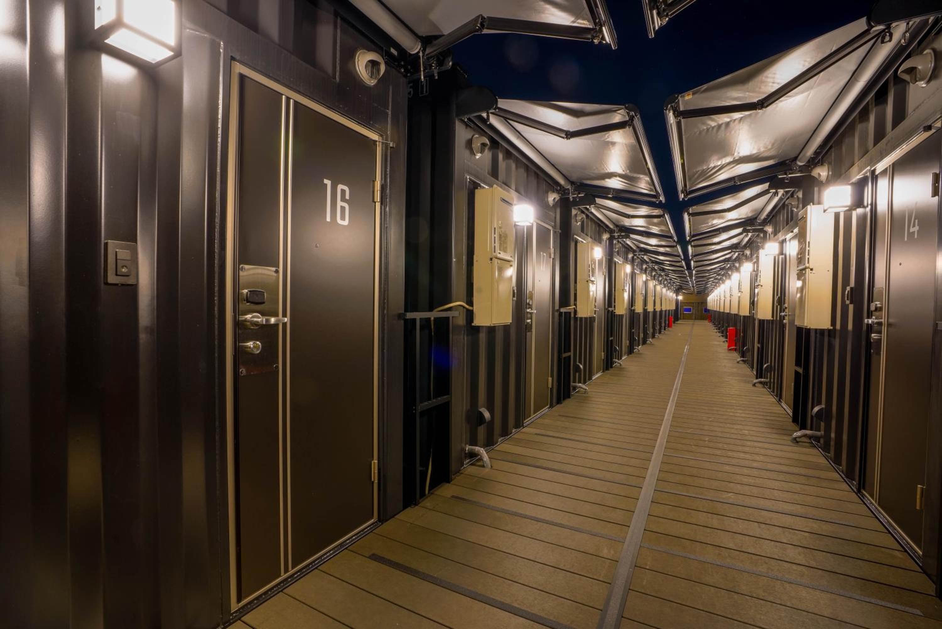 Фото Hotel R9 The Yard Taketoyo