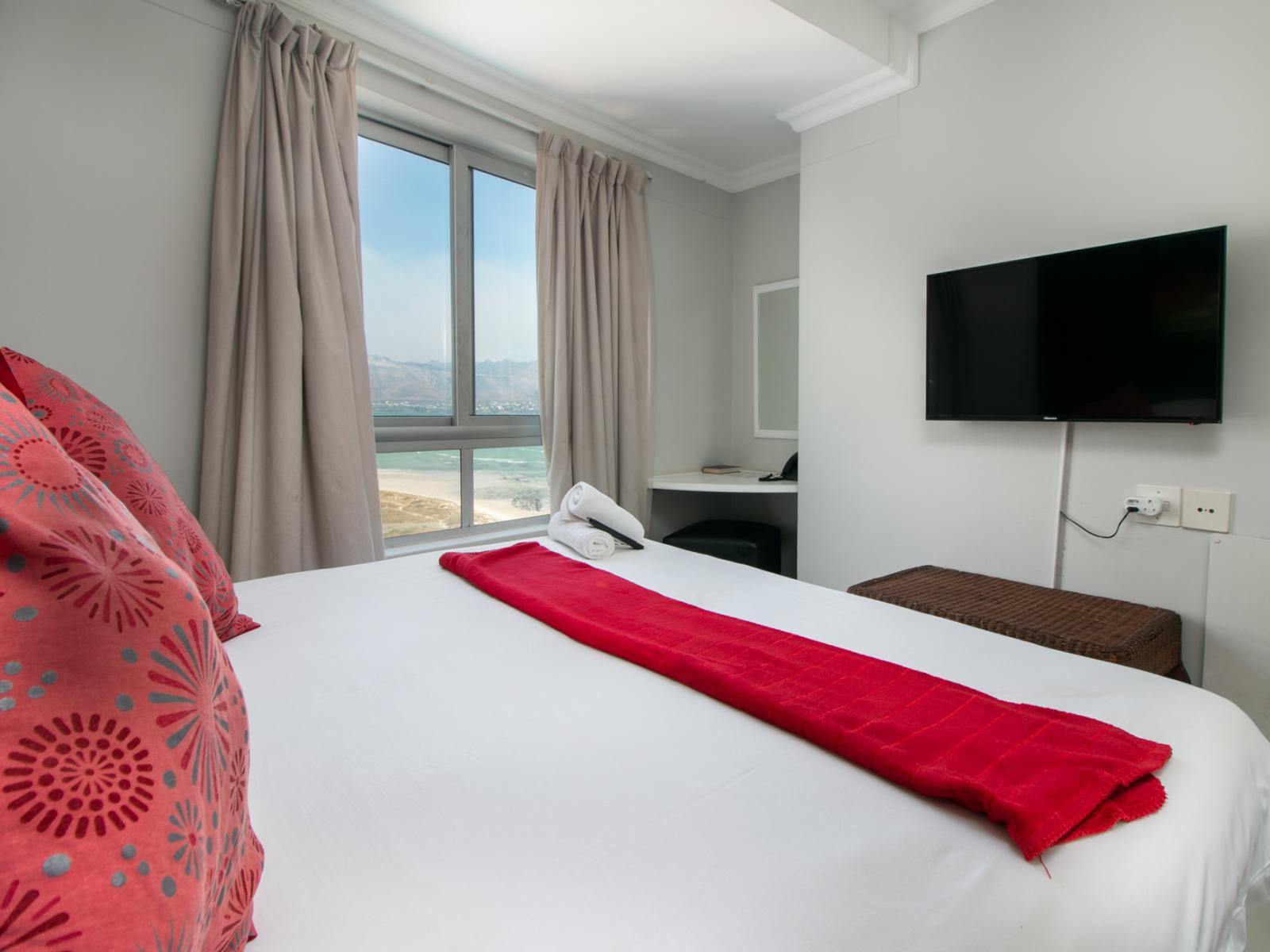 Фото Ocean Breeze Hotel