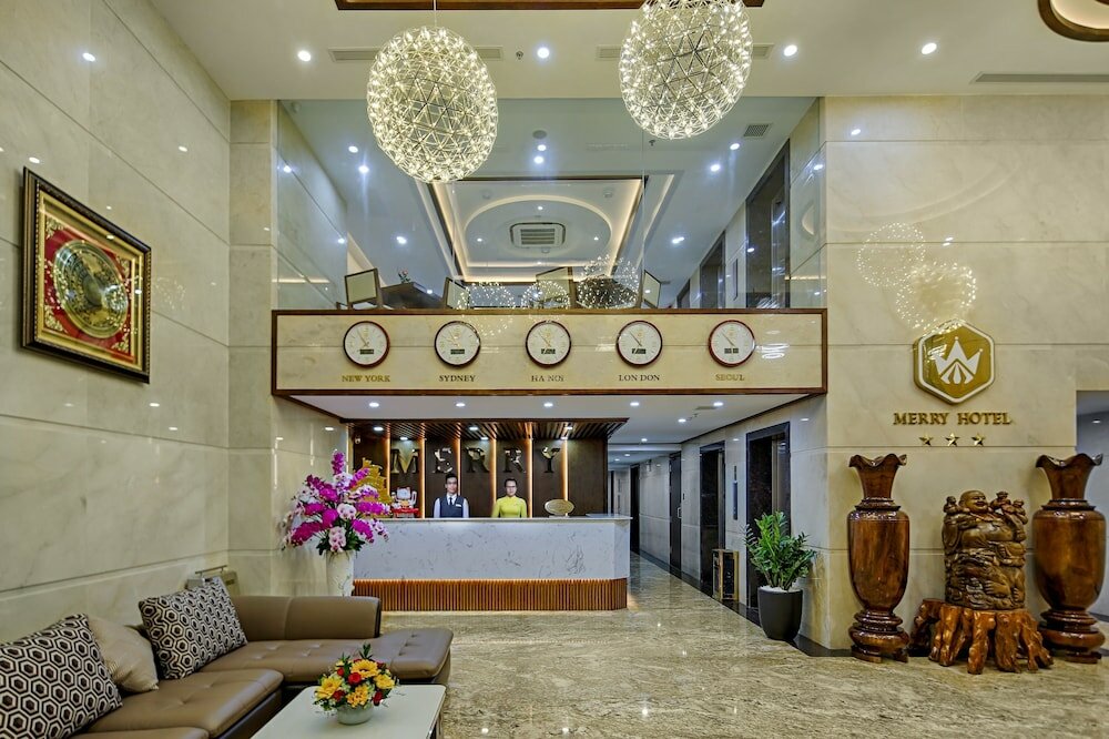 Фото Merry Hotel