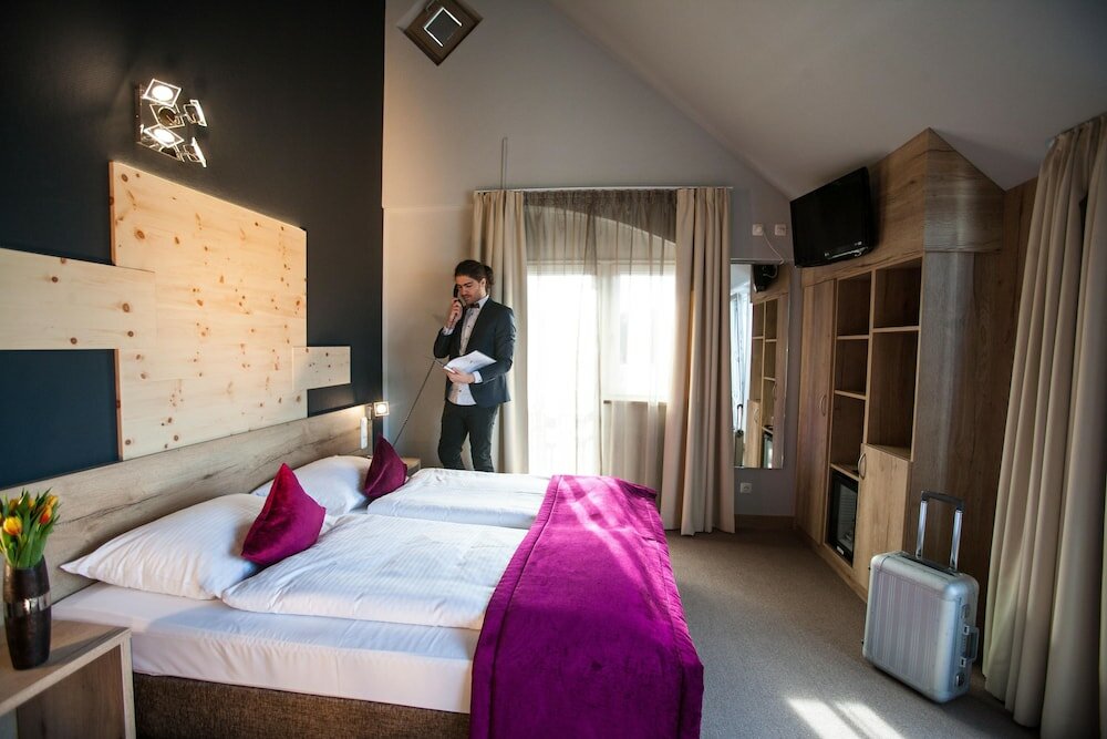 Фото Amalienburg Boutique & Boarding Hotel