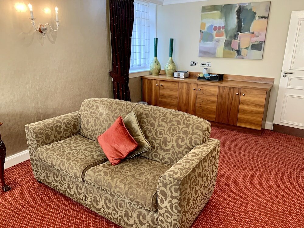 Фото The Bruce Hotel