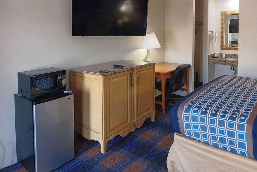 Фото Rodeway Inn Lake City I-75